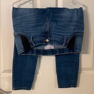 Cropped maternity jeans